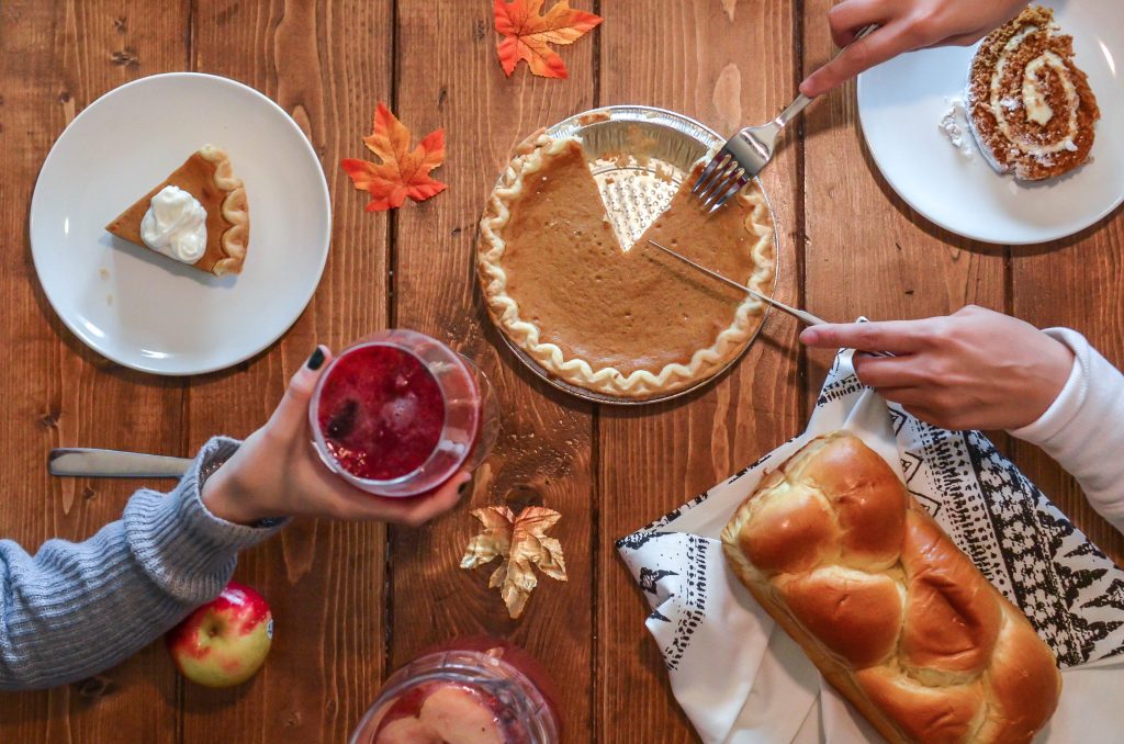 4 Tips for Hosting Thanksgiving Haynes Brothers Furniture Haynes